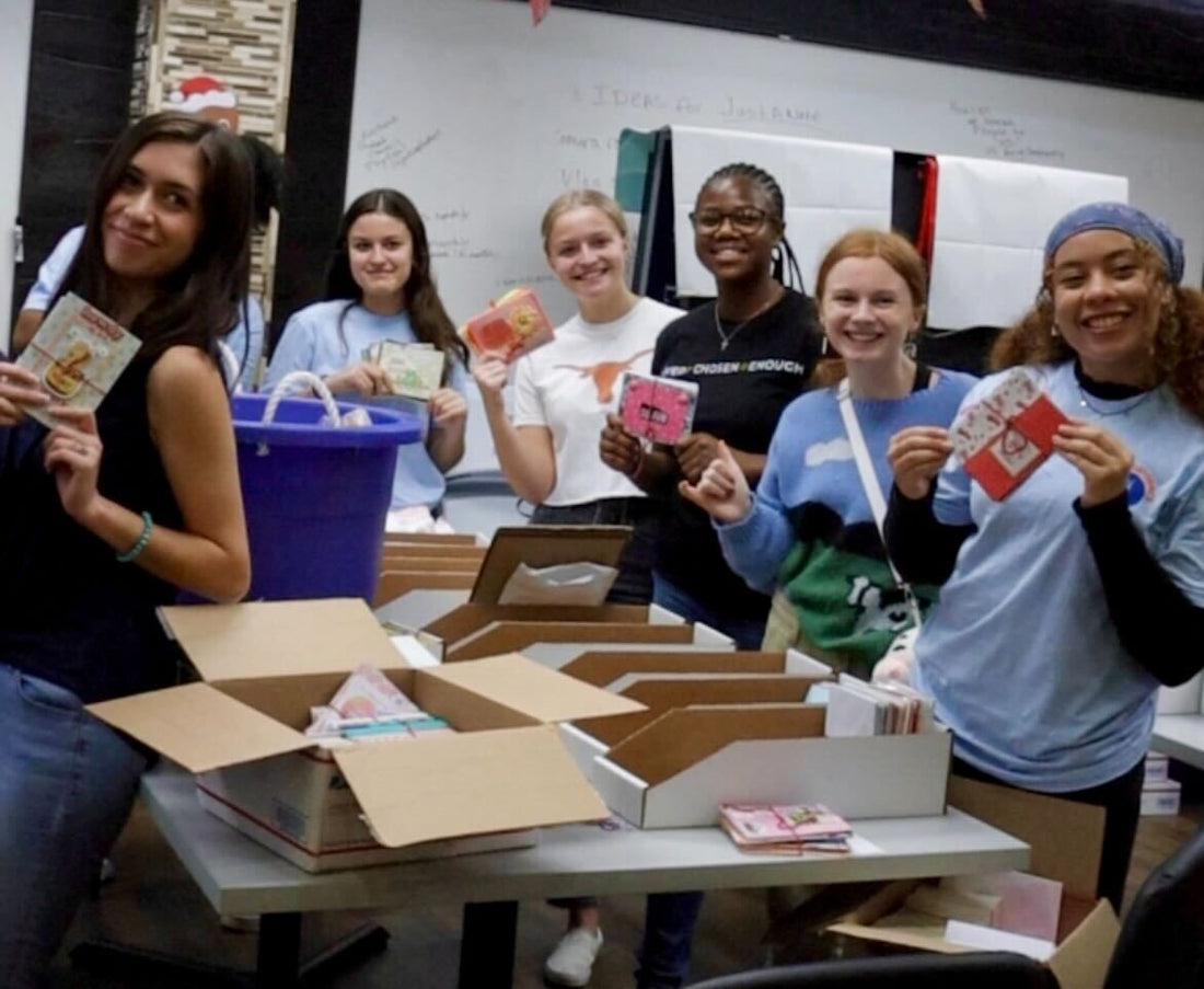Volunteers With Hearts for Serving